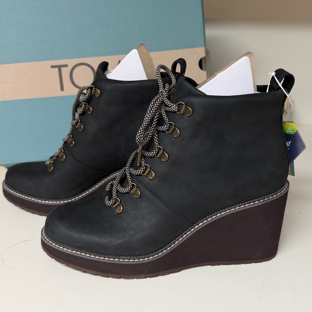 Toms Women's Melrose Wedge Lug Sole Hiker Booties size 11 nwt